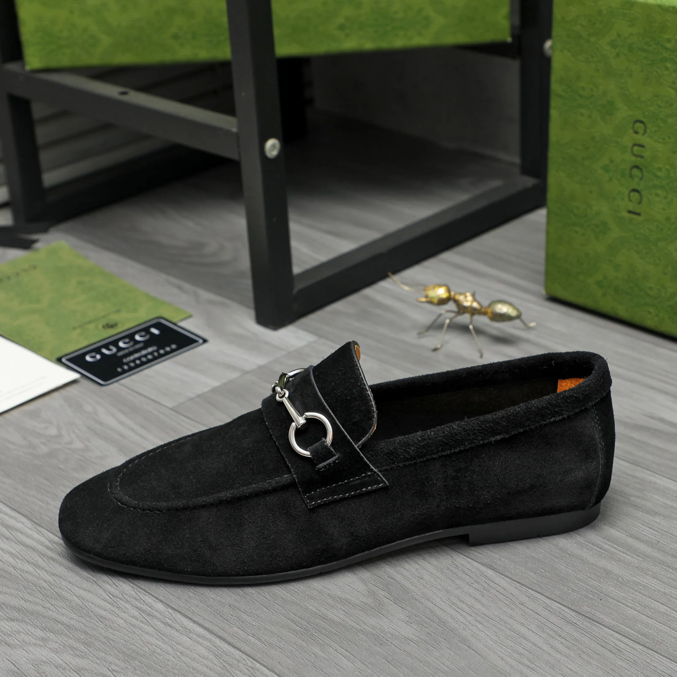 Men's shoes 💰p400 Product trademark: GUCCI "Gucci" business casual leather shoes Regular size: 38-46 (38.45.46 custom-made, non-returnable) Product materials: Selected suede cowhide upper, cowhide lining, original rubber outsole